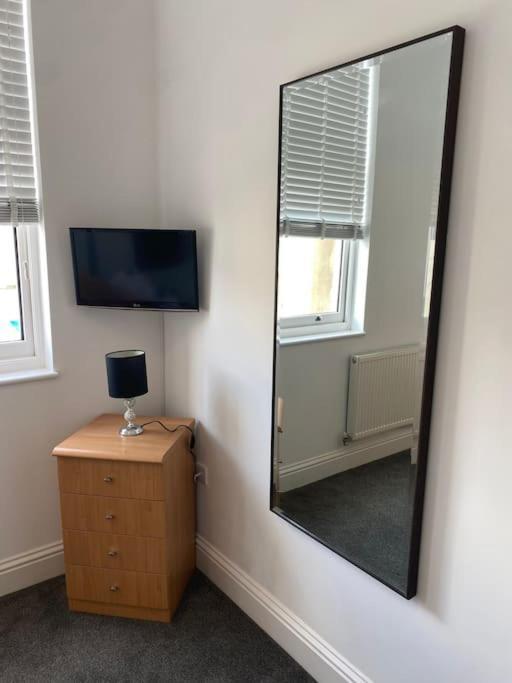 Clitheroe Town Centre Modern 2 Bed Apartment Екстериор снимка