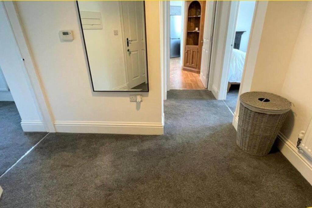 Clitheroe Town Centre Modern 2 Bed Apartment Екстериор снимка