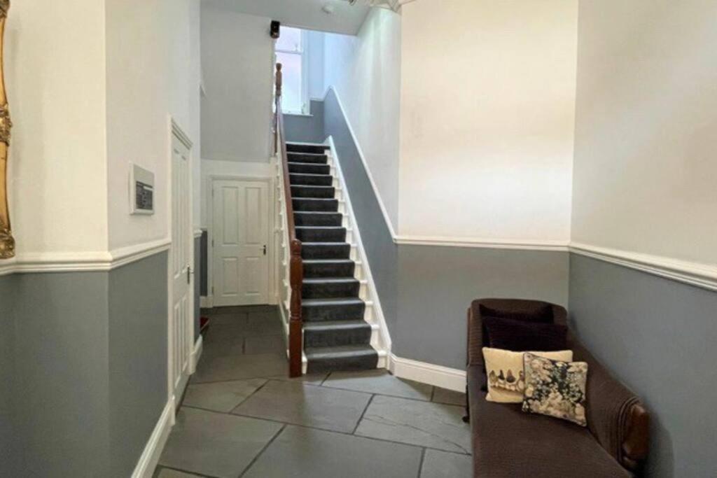 Clitheroe Town Centre Modern 2 Bed Apartment Екстериор снимка